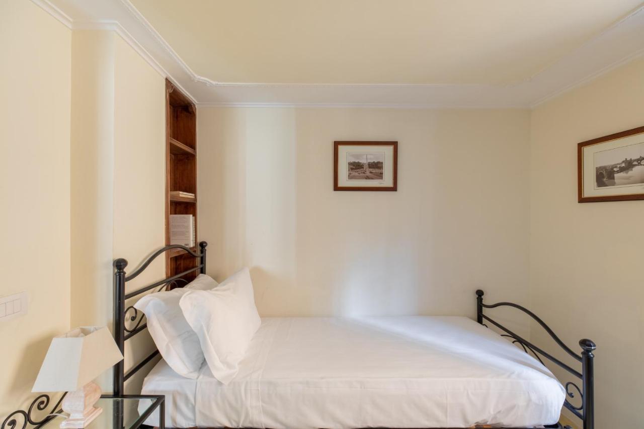 Apartment Iflat Campo De Fiori Cozy Flat Rome